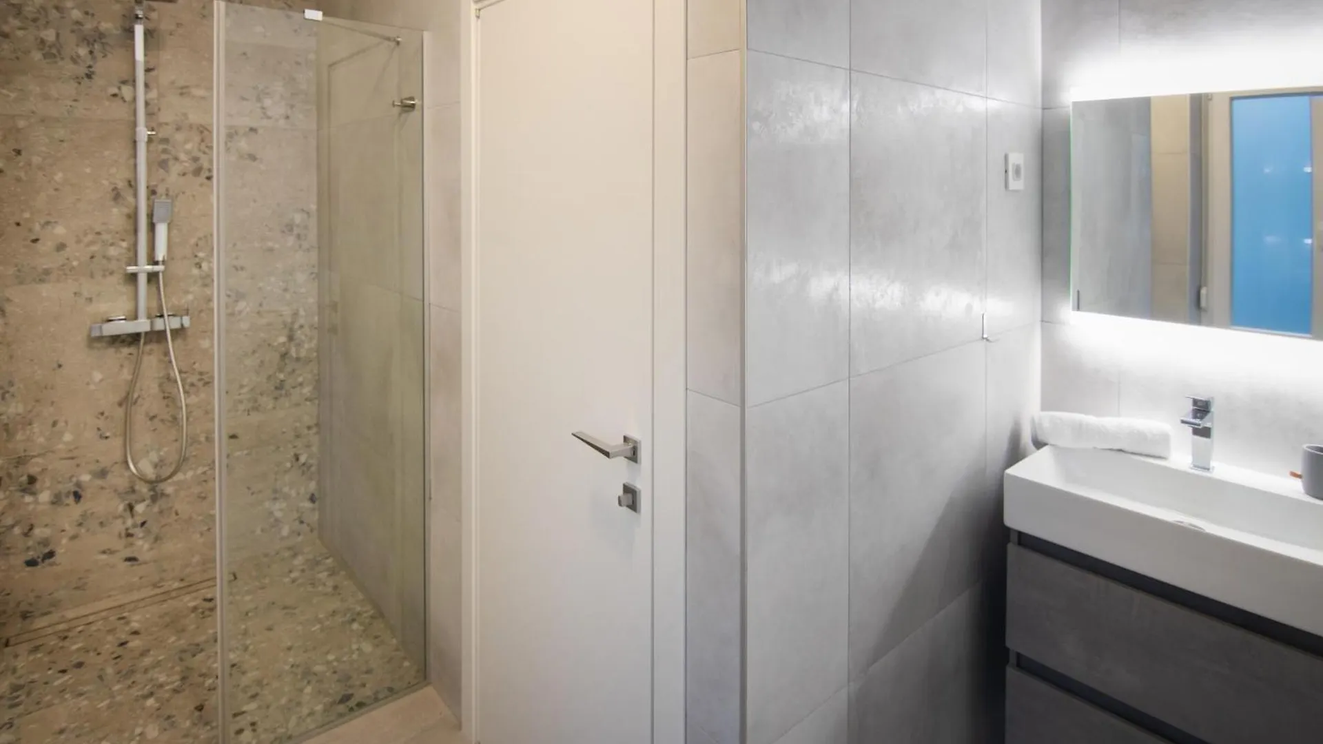 Apartment Apartman Xenna Rijeka